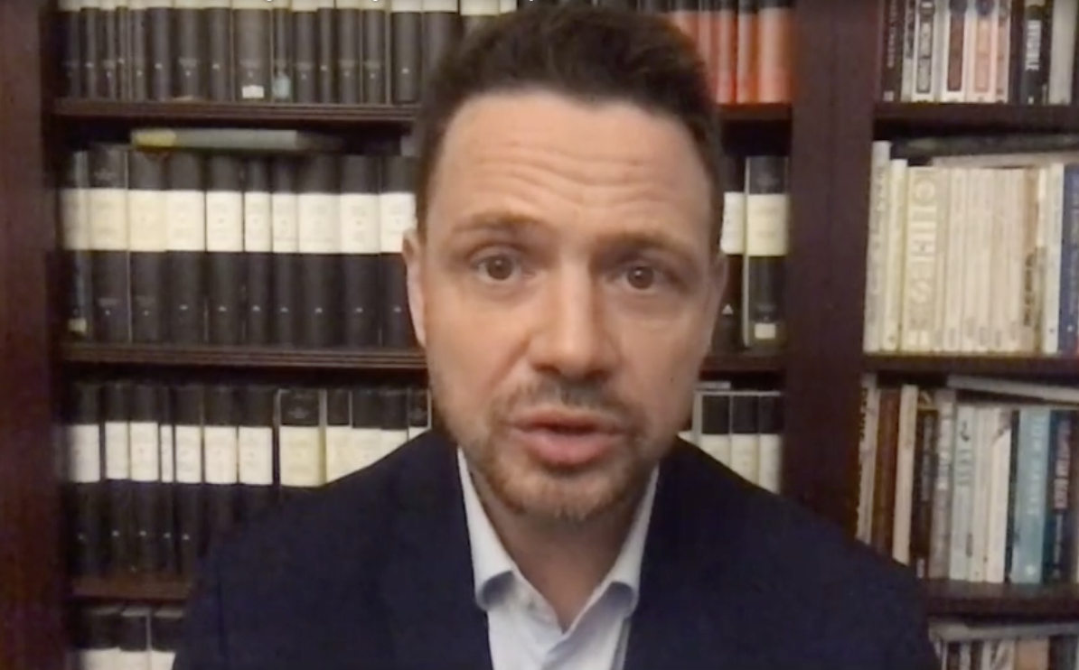 Trzaskowski odpowiada Jakiemu: &#8220;To rząd jest odpowiedzialny za&nbsp;problemy w&nbsp;Warszawie&#8221;